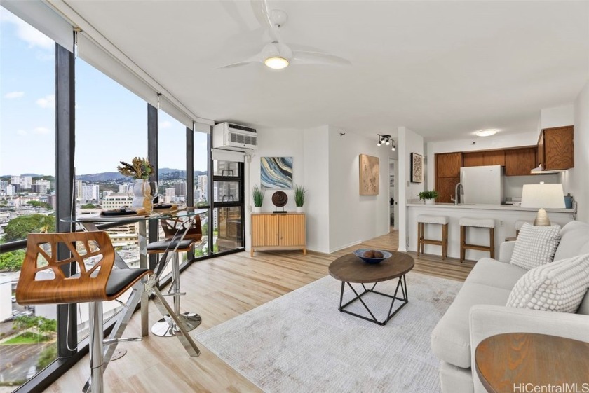 Below tax assessed value!  Looking for *modern* in town but - Beach Condo for sale in Honolulu, Hawaii on Beachhouse.com