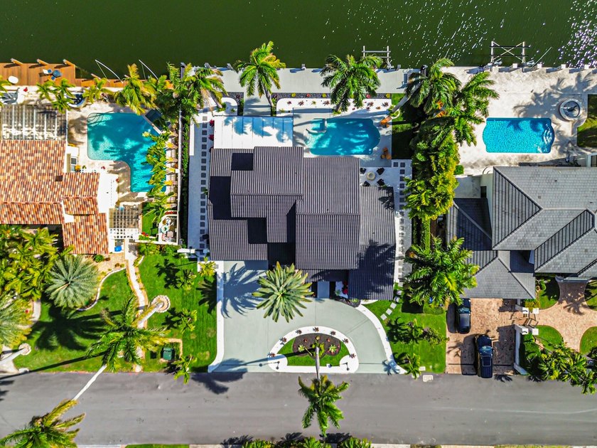 Exceptional opportunity at 516 Royal Plaza Drive in Fort - Beach Home for sale in Fort Lauderdale, Florida on Beachhouse.com