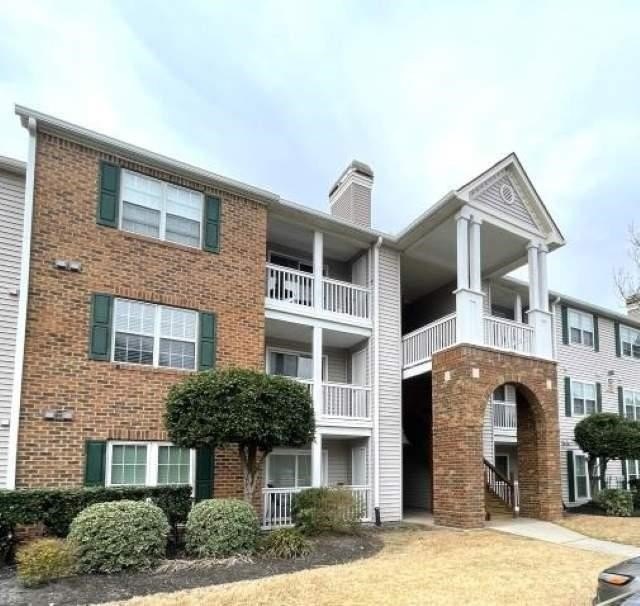 Broadway Station is location within one mile of the beach and - Beach Condo for sale in Myrtle Beach, South Carolina on Beachhouse.com