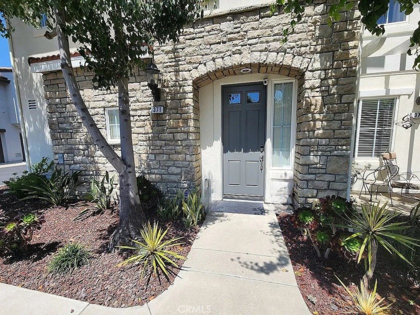 Welcome to this beautifull two bedroom, two bath wonderful - Beach Townhome/Townhouse for sale in Mission Viejo, California on Beachhouse.com