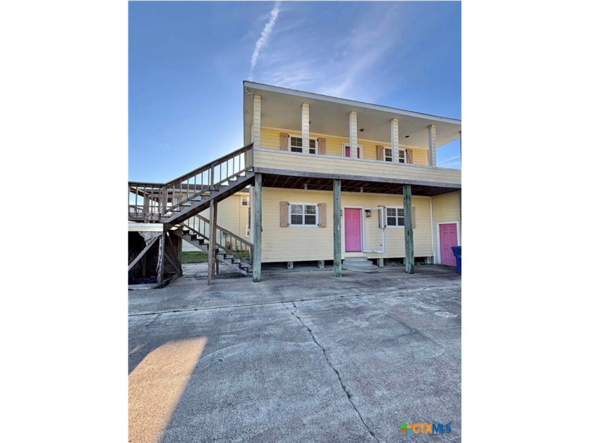 3 bedroom, 2 bath with 2 boat stall boat barn, 2 living areas - Beach Home for sale in Port O Connor, Texas on Beachhouse.com