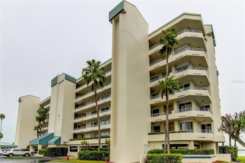 WELCOME HOME!!!! Here's your chance to own a stunning 2-bedroom - Beach Condo for sale in South Pasadena, Florida on Beachhouse.com