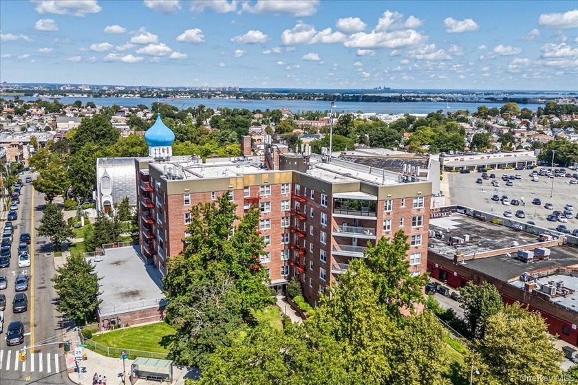 Welcome home to this oversized and sun-filled 1-bedroom - Beach Home for sale in Whitestone, New York on Beachhouse.com