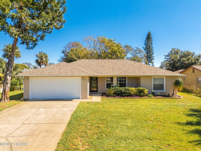 Nestled in a well-established neighborhood (Raintree) This 2006 - Beach Home for sale in Port Orange, Florida on Beachhouse.com