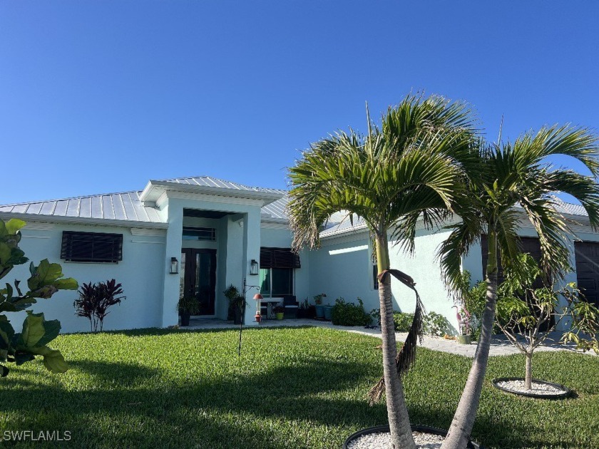 Stunning Waterfront Home in Historic Saint James City! Welcome - Beach Home for sale in St. James City, Florida on Beachhouse.com