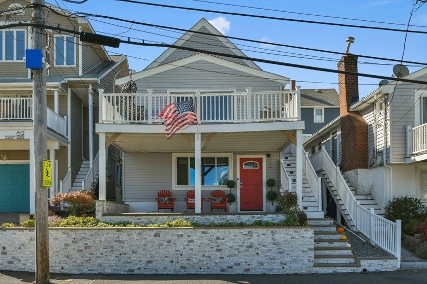 This beautifully renovated 2bedroom/1bath with potential for 3rd - Beach Home for sale in Revere, Massachusetts on Beachhouse.com