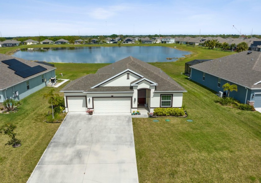 Beautiful well kept home w/quiet views of the lake in the - Beach Home for sale in Micco, Florida on Beachhouse.com