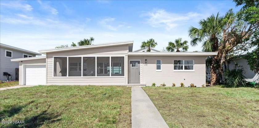 Welcome to this stunningly renovated 3-bedroom, 1-bathroom - Beach Home for sale in Daytona Beach, Florida on Beachhouse.com