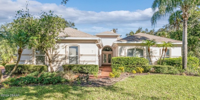 Spacious and open plan pool home in Ormond Beach. Located in the - Beach Home for sale in Ormond Beach, Florida on Beachhouse.com