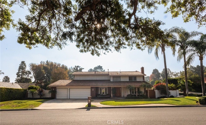 This  beautifully maintained 5 bedroom  home on a stunning - Beach Home for sale in Rolling Hills Estates, California on Beachhouse.com