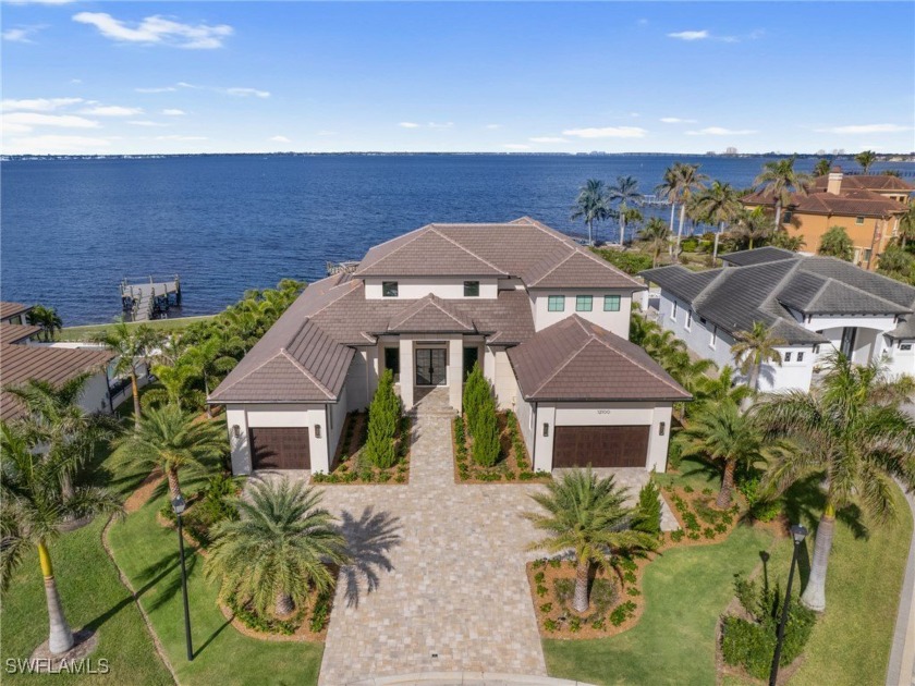 AMAZING, New Construction, *Turn Key* Furnished Waterfront - Beach Home for sale in Fort Myers, Florida on Beachhouse.com