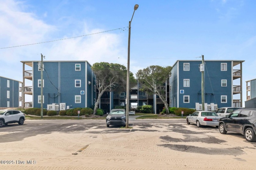 Your Dream Oceanview Condo Awaits! Immerse yourself in - Beach Condo for sale in North Topsail Beach, North Carolina on Beachhouse.com