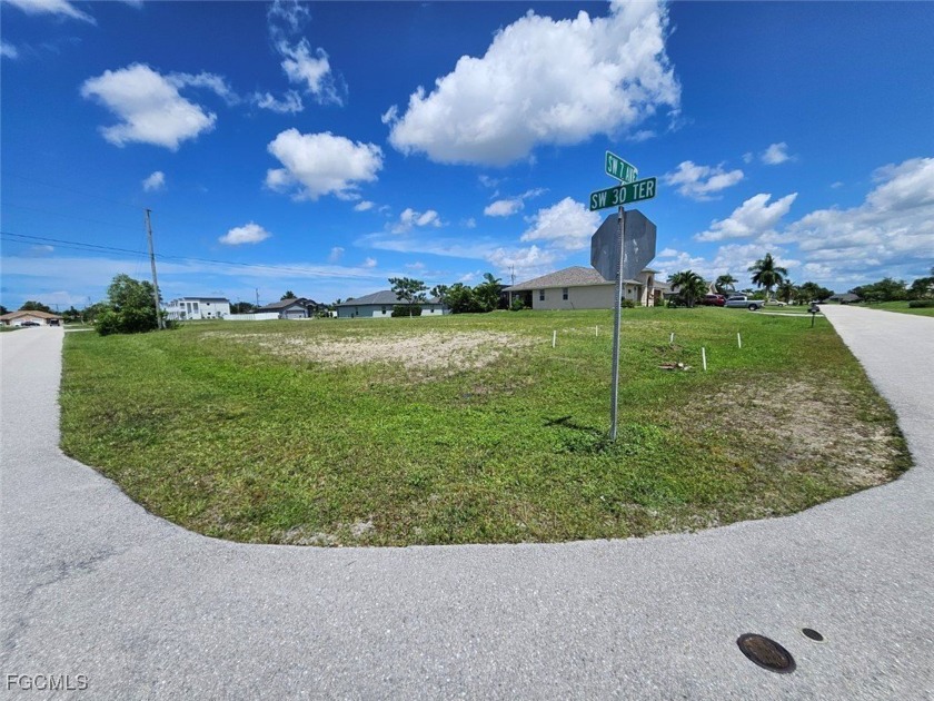 This .27-acre cleared corner lot in the desirable SW Cape Coral - Beach Lot for sale in Cape Coral, Florida on Beachhouse.com