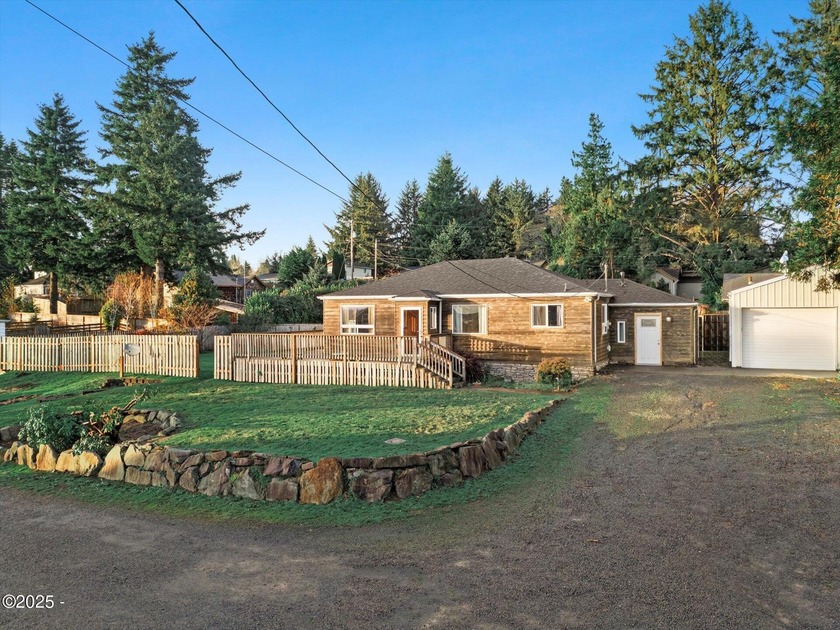 OPEN HOUSE SATURDAY 12:00- 3:00pm Welcome to this charming Lake - Beach Home for sale in Neotsu, Oregon on Beachhouse.com
