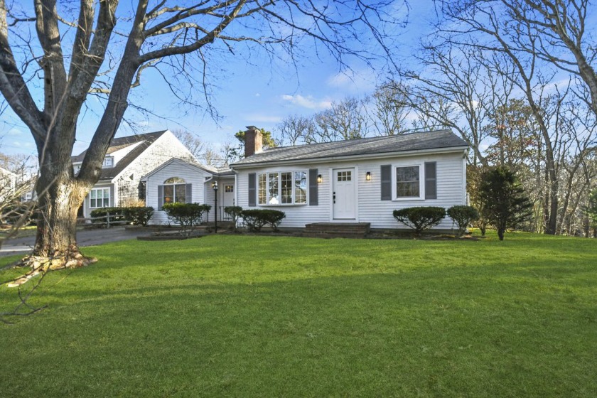 Looking for cozy one floor living w/ water access? You found it! - Beach Home for sale in East Falmouth, Massachusetts on Beachhouse.com