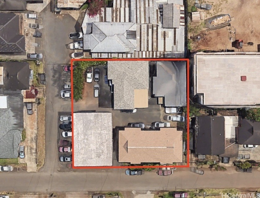 Exceptional Investment Opportunity! Situated on 12,420 SF of A-2 - Beach Townhome/Townhouse for sale in Wahiawa, Hawaii on Beachhouse.com