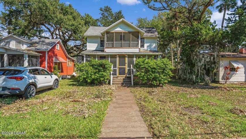 Downtown Duplex with a 2/1 down and a Studio upstairs, both with - Beach Home for sale in Daytona Beach, Florida on Beachhouse.com