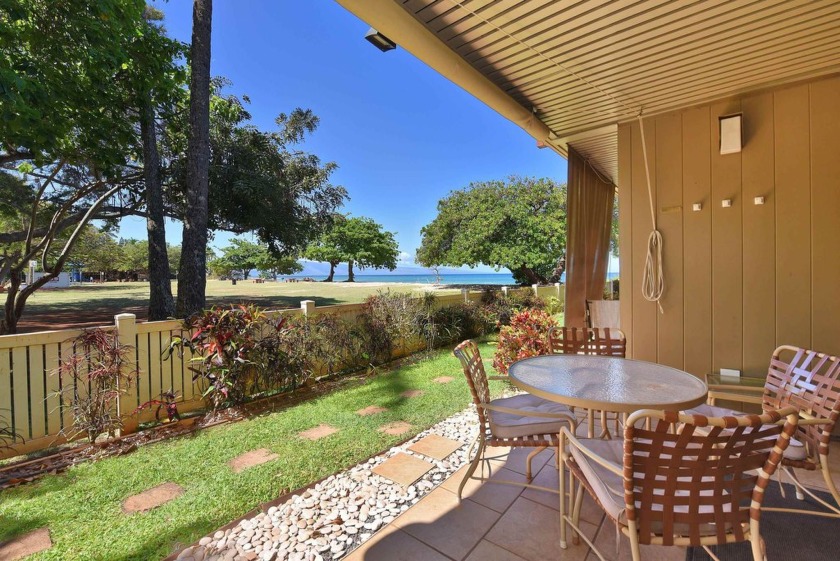Hawaiiana living at its best in this small low-rise complex - Beach Condo for sale in Lahaina, Hawaii on Beachhouse.com