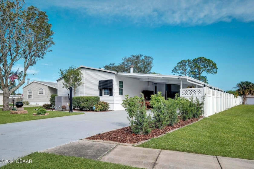 Looking for a great pool home? If longing to spend time floating - Beach Home for sale in Port Orange, Florida on Beachhouse.com