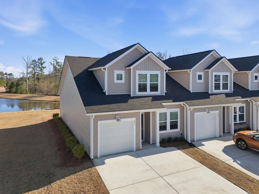 Enjoy spacious, modern living in this beautifully maintained - Beach Townhome/Townhouse for sale in Myrtle Beach, South Carolina on Beachhouse.com