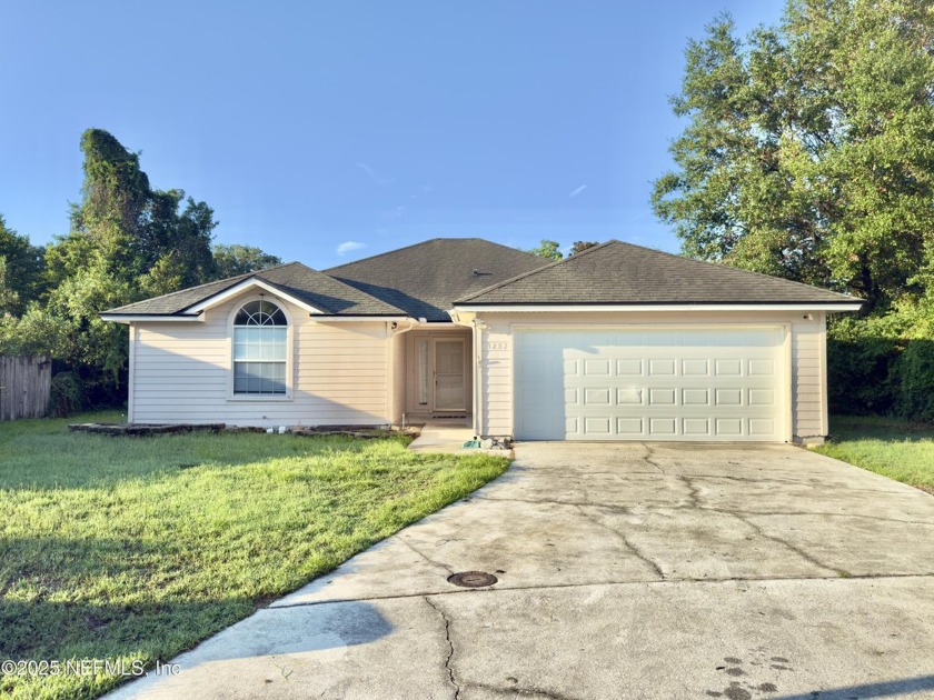 Great opportunity to own a 3-bedroom, 2-bath home in a quiet - Beach Home for sale in Jacksonville, Florida on Beachhouse.com