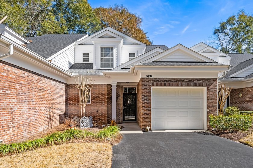 A spacious open condo with great golf course location, layout - Beach Condo for sale in Pawleys Island, South Carolina on Beachhouse.com