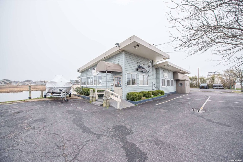 Fantastic Opportunity to Own a Waterfront Restaurant w/247 Feet - Beach Commercial for sale in West Babylon, New York on Beachhouse.com