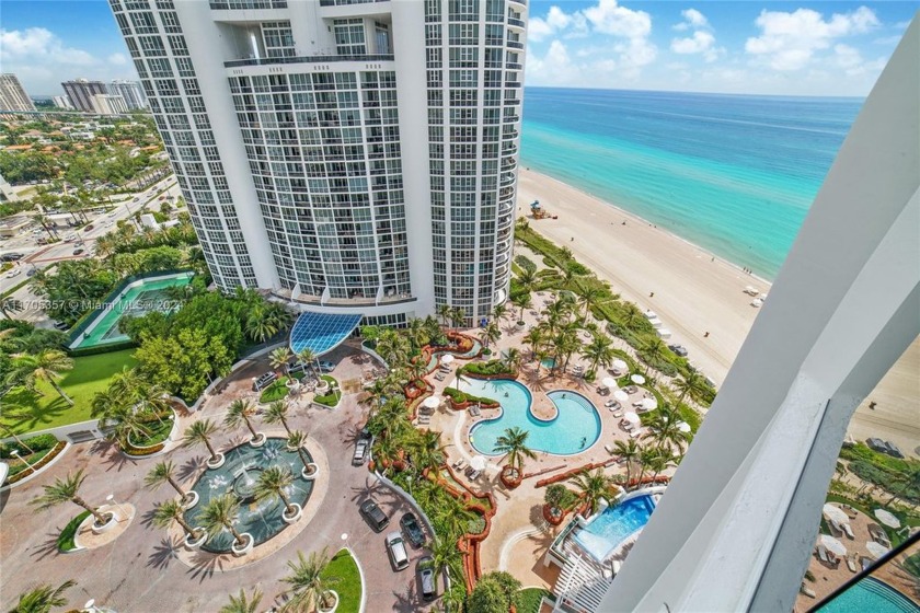 LUXURY OCEANFRONT PROPERTY 5 STAR RESORT ON THE BEACH, FULLY - Beach Condo for sale in Sunny Isles Beach, Florida on Beachhouse.com