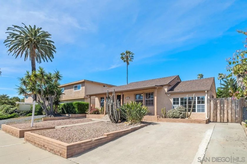 This 2Bd/ 1Bth single level home located in the ever-popular - Beach Home for sale in San Diego, California on Beachhouse.com