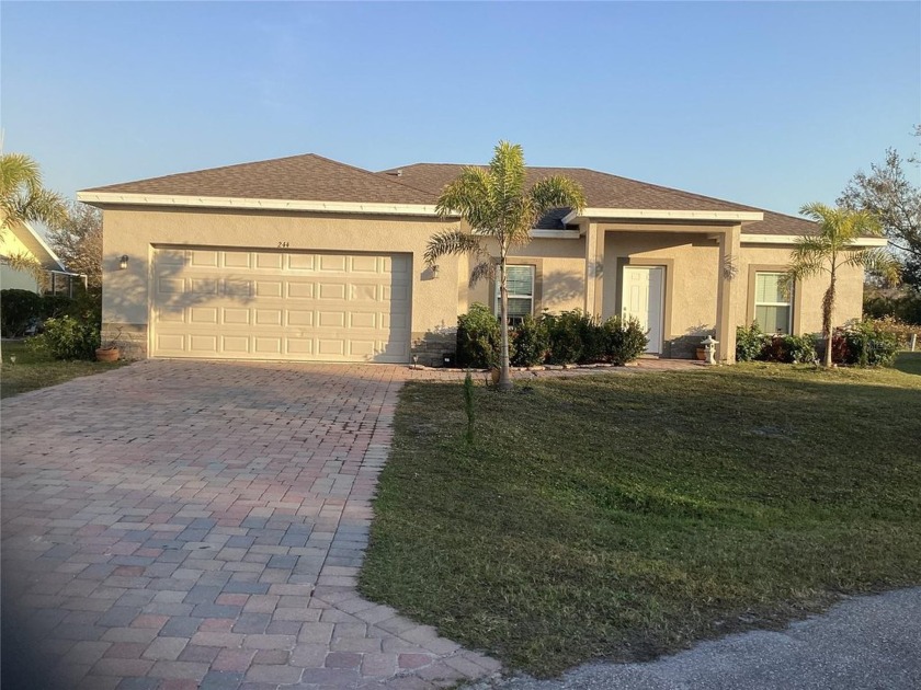 PRICE ADJUSTMENT! THIS IS A BEAUTIFUL OPEN FLOOR PLAN HOME IN - Beach Home for sale in Punta Gorda, Florida on Beachhouse.com