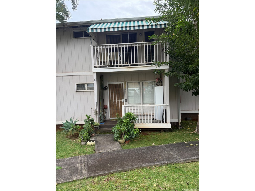 Great opportunity to own in Ridgeway - centrally located near - Beach Condo for sale in Aiea, Hawaii on Beachhouse.com