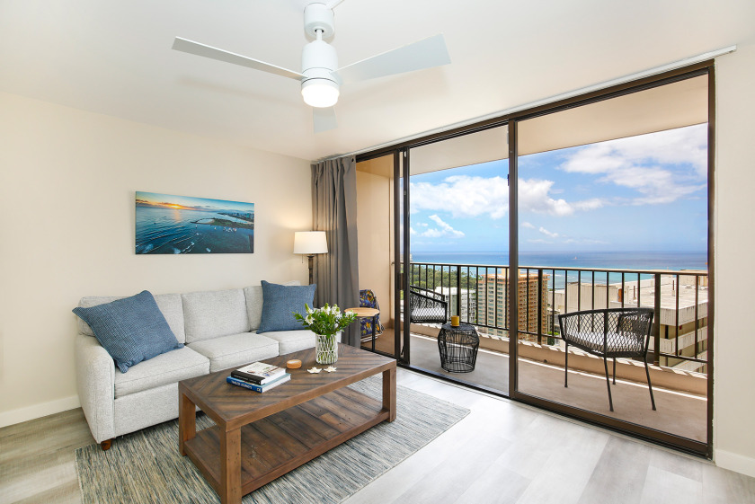 INVITING Ocean views! Close to beach! AC, WiFi - Beach Vacation Rentals in Honolulu, Hawaii on Beachhouse.com