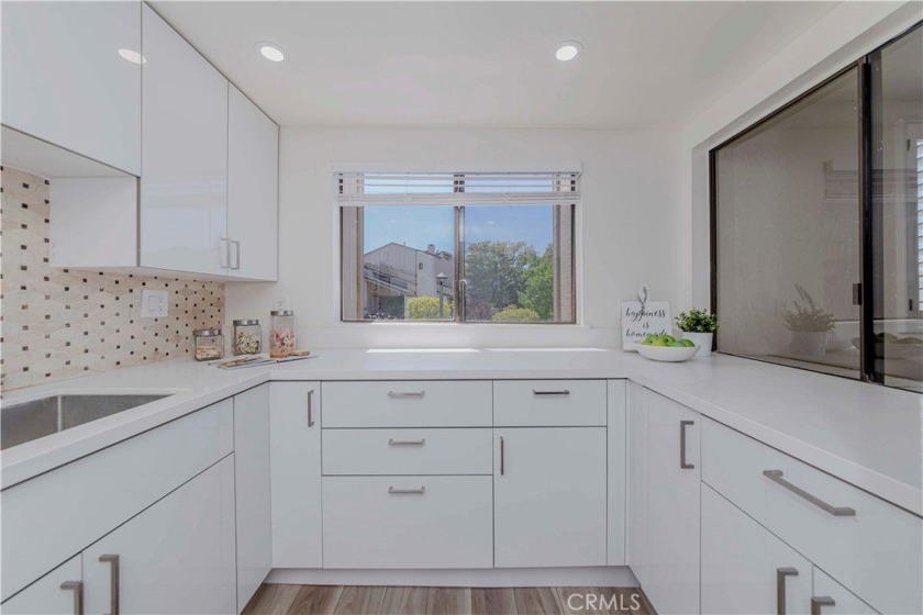 Welcome to Coastal Living at Its Finest!  Nestled in the - Beach Townhome/Townhouse for sale in Rancho Palos Verdes, California on Beachhouse.com