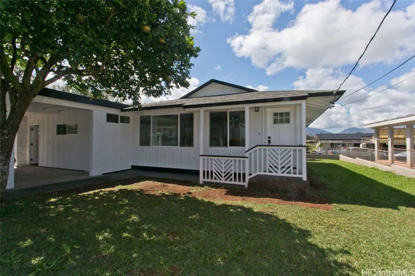 Back on the market but better than before!  Permits for repair - Beach Home for sale in Wahiawa, Hawaii on Beachhouse.com
