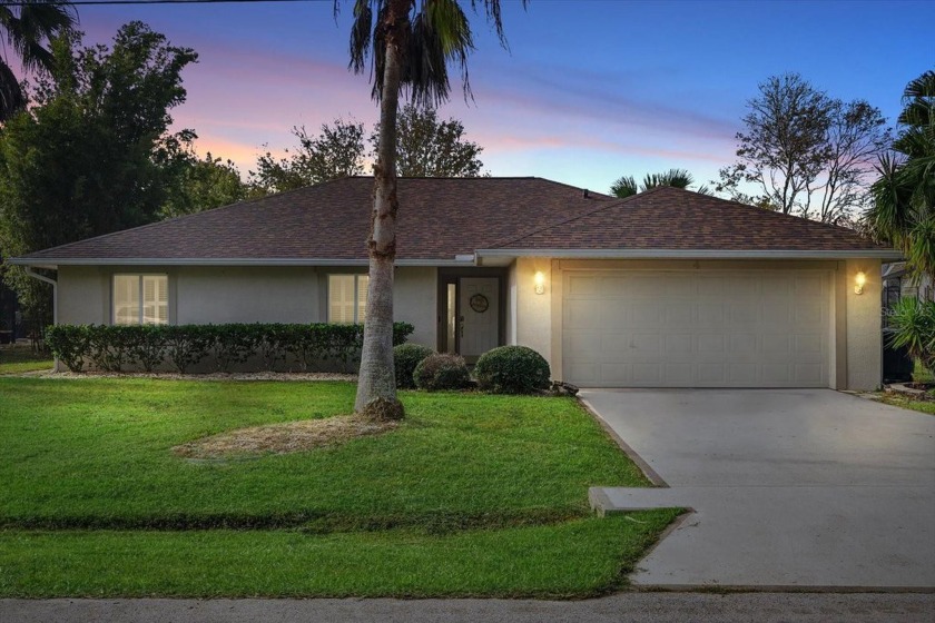 Welcome to your piece of Florida Paradise!  This beautifully - Beach Home for sale in Palm Coast, Florida on Beachhouse.com