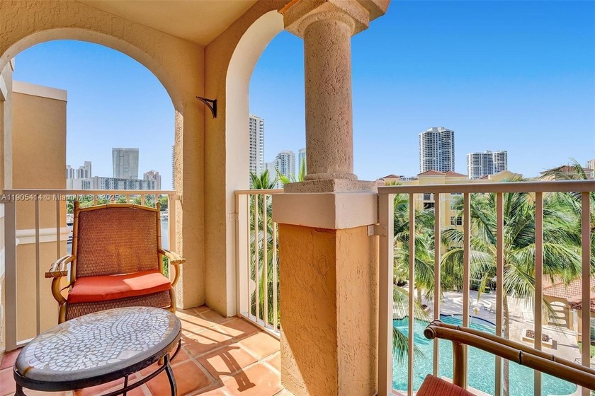 Beautiful 3-bedroom, 2-bath penthouse corner unit with a private - Beach Condo for sale in Aventura, Florida on Beachhouse.com