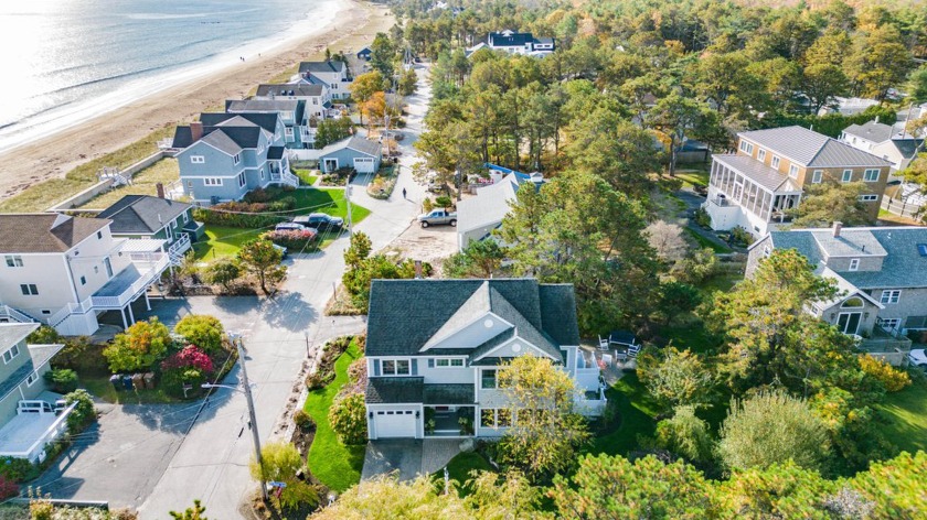 Maine has over 3,000 miles of coastline, geographically diverse - Beach Home for sale in Saco, Maine on Beachhouse.com