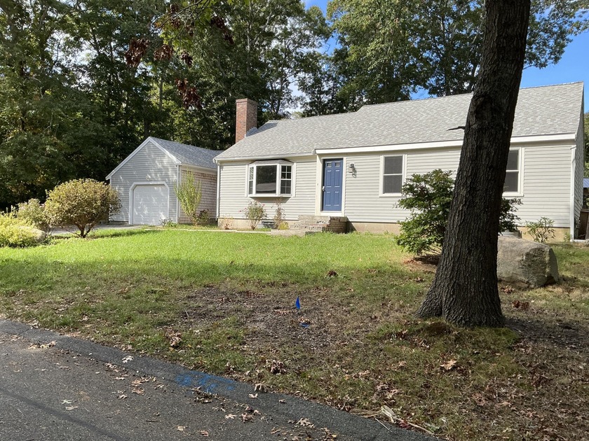 Fantastic Opportunity - DIY Buyer, Investor, or Contractor! This - Beach Home for sale in Sandwich, Massachusetts on Beachhouse.com
