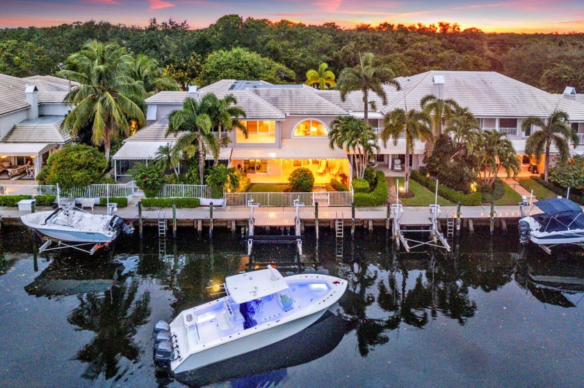 Seize the chance to own an extraordinary waterfront residence - Beach Townhome/Townhouse for sale in Palm Beach Gardens, Florida on Beachhouse.com