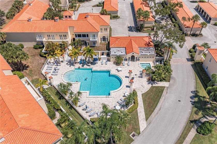 Sweeping golf views from this pied-a-terre in prestigious - Beach Condo for sale in Vero Beach, Florida on Beachhouse.com