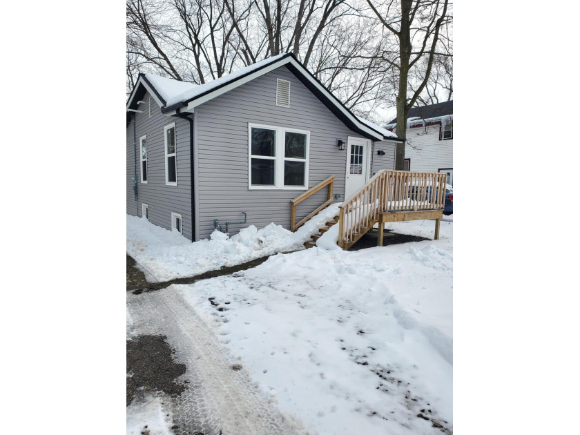 This home is cute as a button remodeled from top to bottom all - Beach Home for sale in Benton Harbor, Michigan on Beachhouse.com
