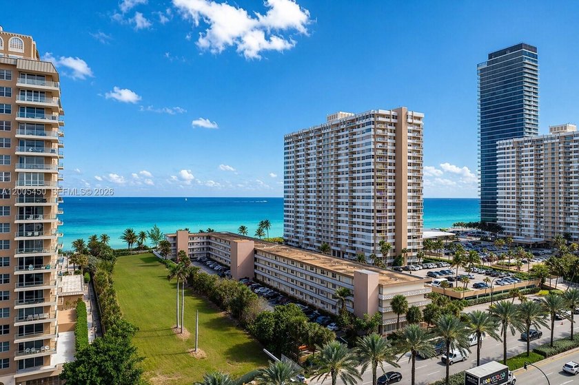Welcome to this bright 1 bed / 1 bath top-floor unit in the - Beach Other for sale in Hallandale Beach, Florida on Beachhouse.com