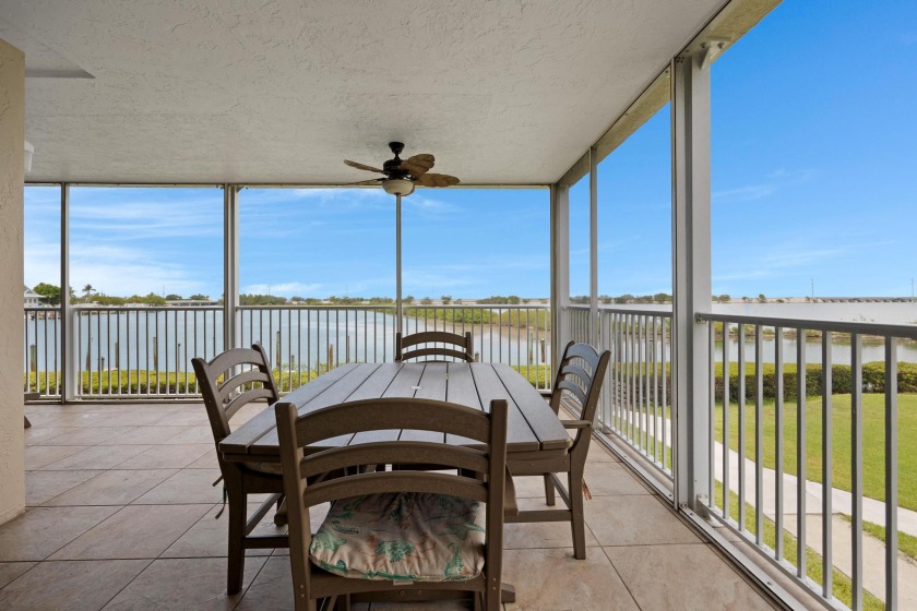 Stunning Ocean Views! This is an amazing 2 bedroom 2 bath - Beach Condo for sale in Duck Key, Florida on Beachhouse.com