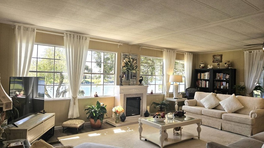 This charming manufactured home offers the highly sought-after - Beach Home for sale in Vero Beach, Florida on Beachhouse.com