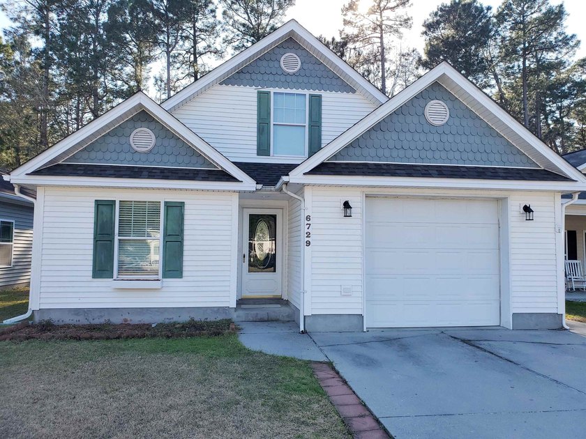 Spacious home in a gated community not far from Surfside Beach - Beach Home for sale in Myrtle Beach, South Carolina on Beachhouse.com