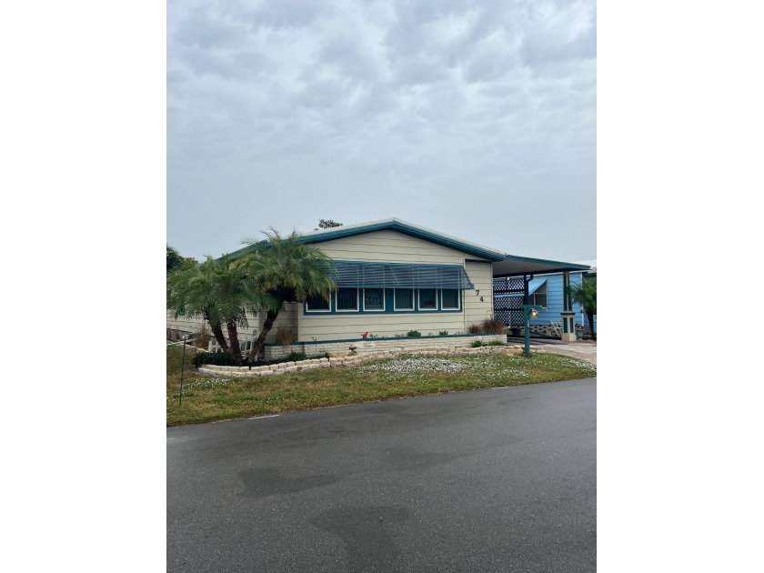 The most convenient Park located close to 5 grocery stores - Beach Home for sale in Palmetto, Florida on Beachhouse.com