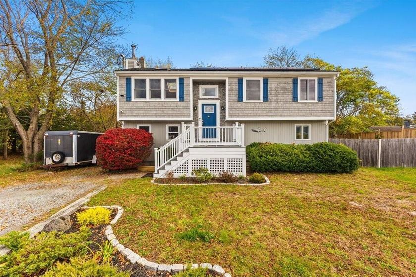 This beautifully maintained home features a glimpse of the - Beach Home for sale in Wareham, Massachusetts on Beachhouse.com