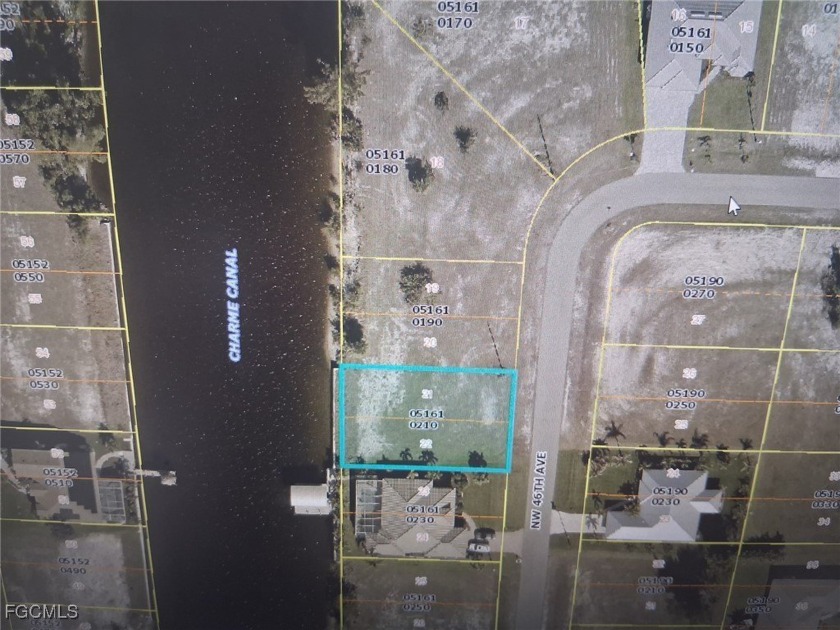 This gulf access lot whit new seawall ready to build. Permit - Beach Lot for sale in Cape Coral, Florida on Beachhouse.com