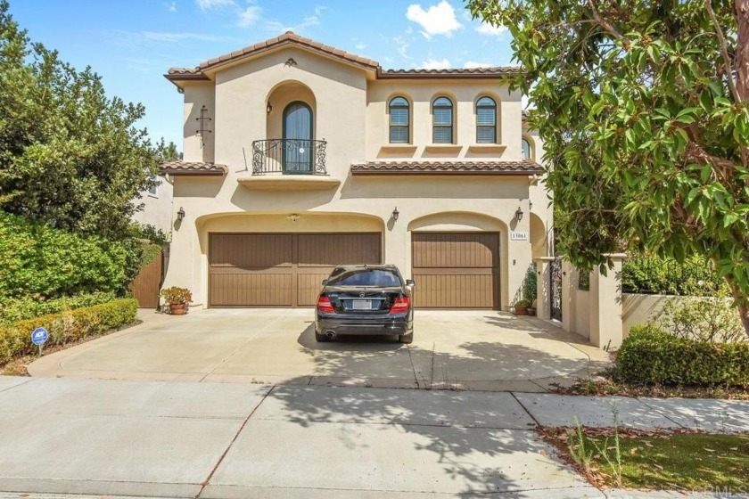 Nestled in a peaceful cul-de-sac, this stunning 5-bedroom, 4 - Beach Home for sale in San Diego, California on Beachhouse.com