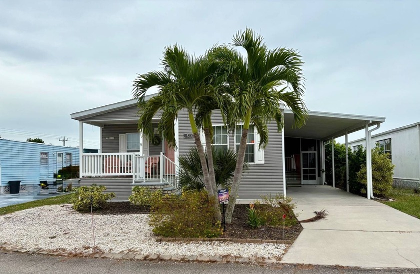 Your Coastal Escape Awaits - Elegant 3-Bedroom Home Just 10 - Beach Home for sale in Venice, Florida on Beachhouse.com